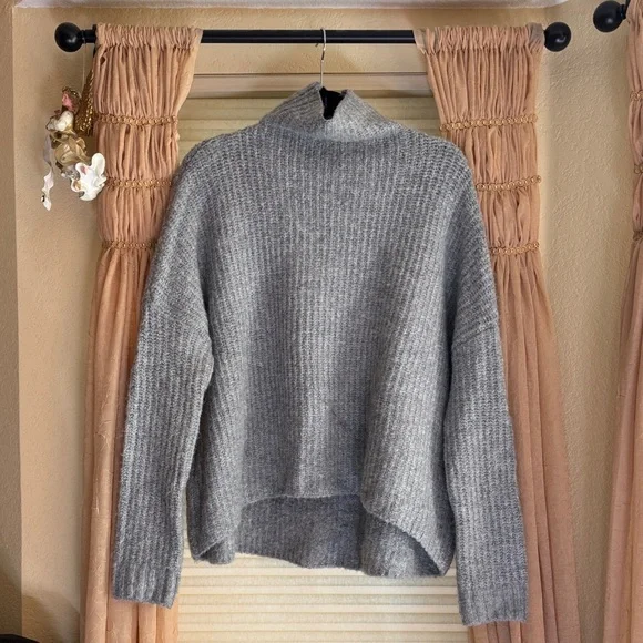 H&M Oversized Funnel Neck Sweater - Picture 1 of 7